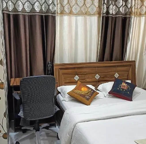 Private Fully Furnished Room In Kalyani Nagar